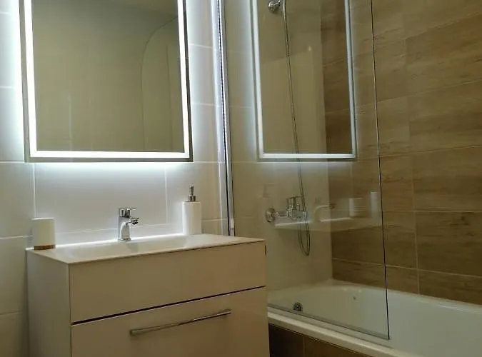 Carmen Deluxe Apartman *